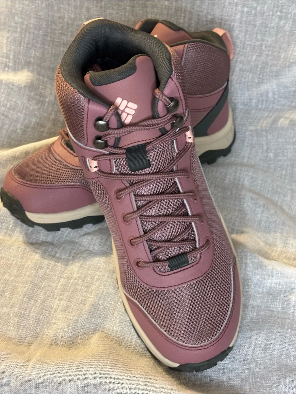 Columbia Women's Dusty Burgundy/Tan Trail Mid-Top Hiking Shoes weatherproof.